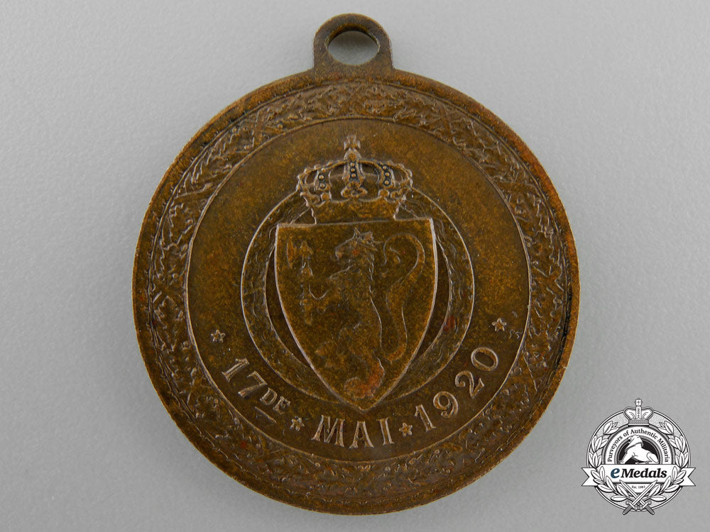 a_first_war_period_norwegian_constitution_medal_q_917