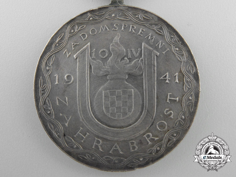 a_large_second_war_croatian_bravery_medal_first_class1941-45_by_t.krivak_r_659