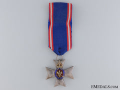 Royal Victorian Order, Member's Badge (M.v.o.)