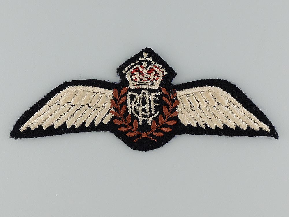 wwii_royal_canadian_air_force(_rcaf)_pilot's_wings_s0022199