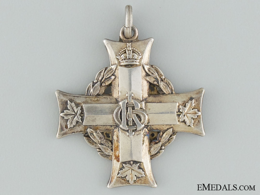 a_first_war_memorial_cross_to_pte.hourie;_killed_at_amiens1918_s0034841__2_