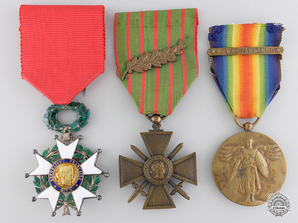 a_first_war_medal_of_honor_for_heroism_at_bois-_de-_forges_s0112068_copy