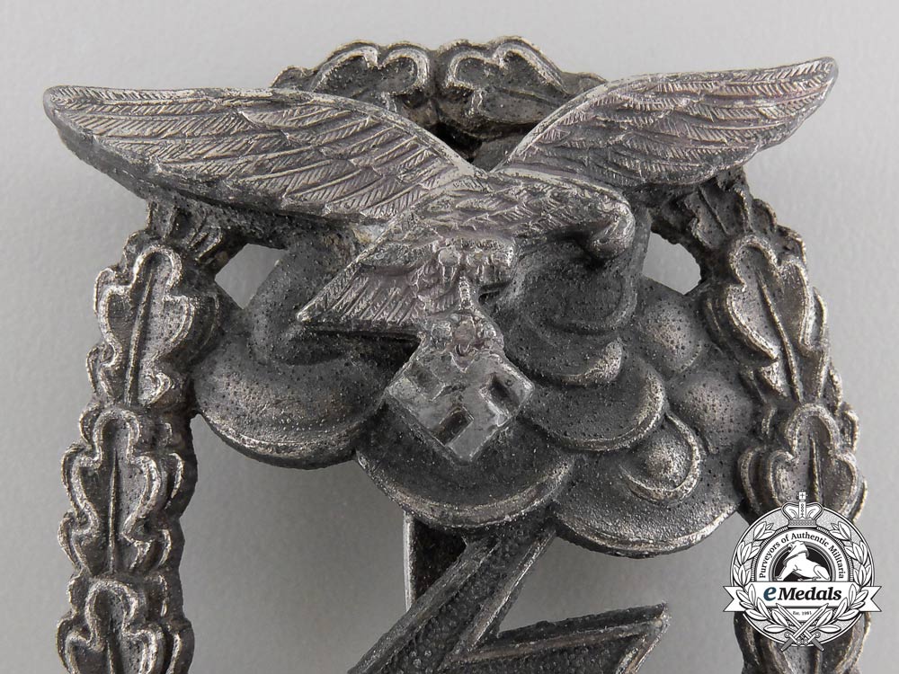 a_luftwaffe_ground_assault_badge_by_rudolf_karneth&_söhne_s0140608