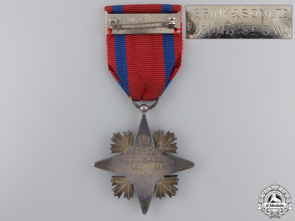 a_canadian_star_of_courage_to_j.a.g._maille3850_s0190284__2_