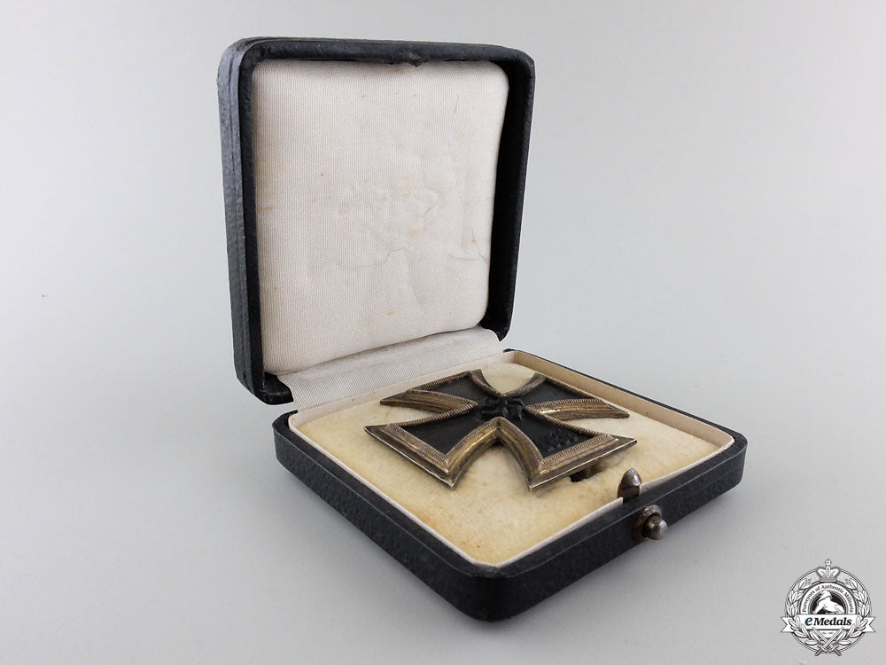 an_iron_cross_first_class1939_by_steinhauer&_lück_s0199567_copy