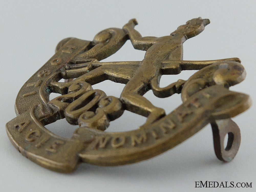 wwi203_rd_infantry_battalion"_winnipeg_rifles"_cap_badge_s0230080