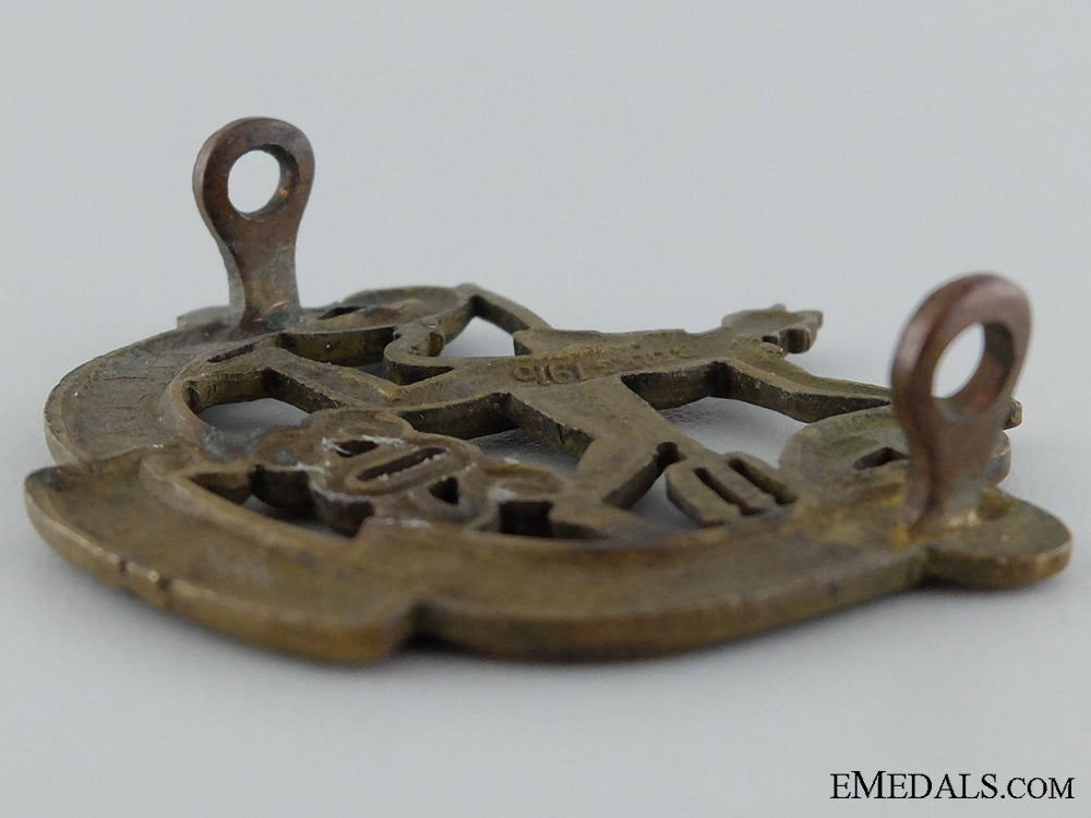 wwi203_rd_infantry_battalion"_winnipeg_rifles"_cap_badge_s0240081