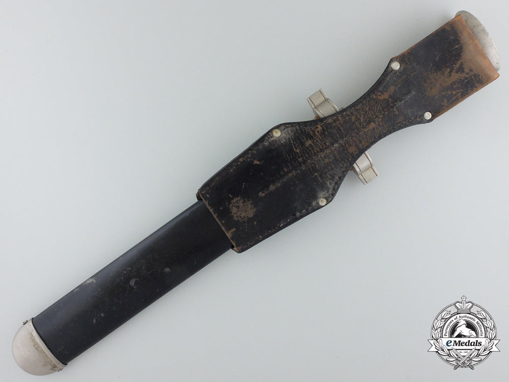 a_german_red_cross(_drk)_hewer_with_frog_s0347366_2_