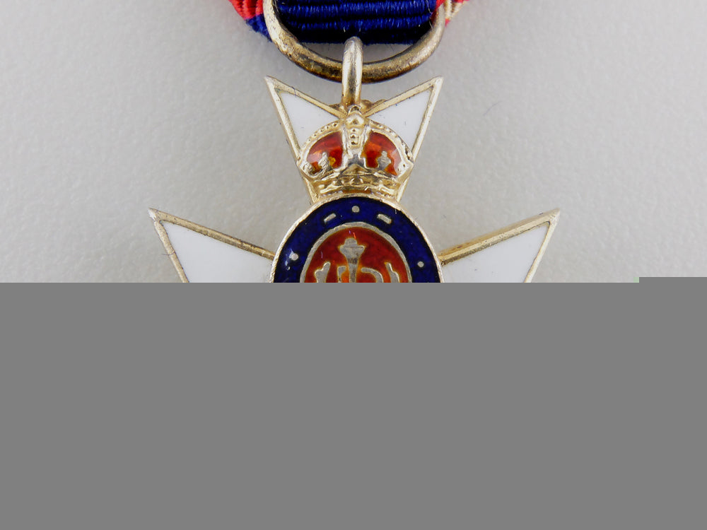 a_miniature_royal_victorian_order_s0380958