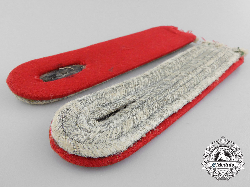 a_set_of_army_artillery_leutnant’s_shoulder_boards_s0568268