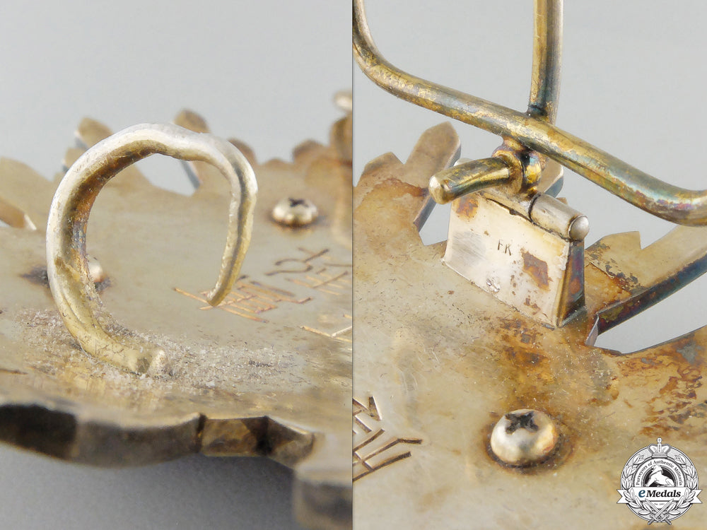 a_japanese_order_of_the_sacred_treasure;2_nd_class_breast_star_with_case_s0675528_1_1