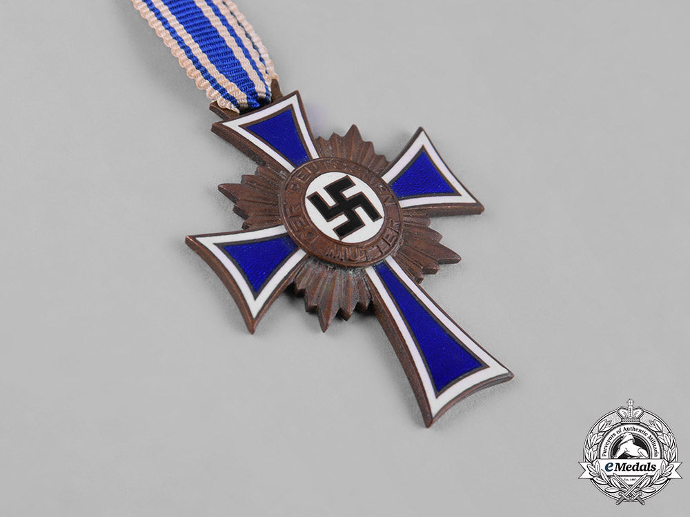 germany,_third_reich._a_pair_of_third_reich_period_medals_s19_0694_1