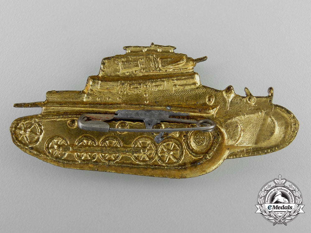 an_unknown_tank_badge_c.1930_s_898