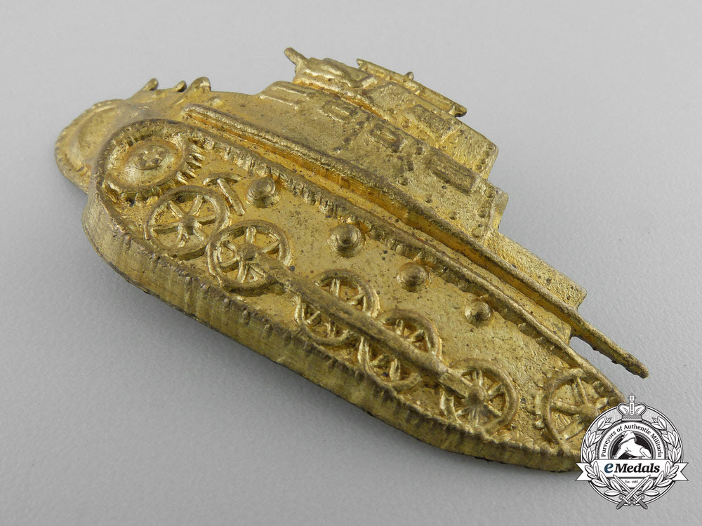 an_unknown_tank_badge_c.1930_s_899