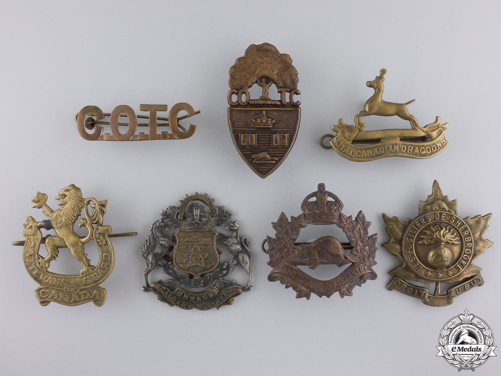 canada._seven_second_war_badges_seven_second_war_55a3ff2936ce7