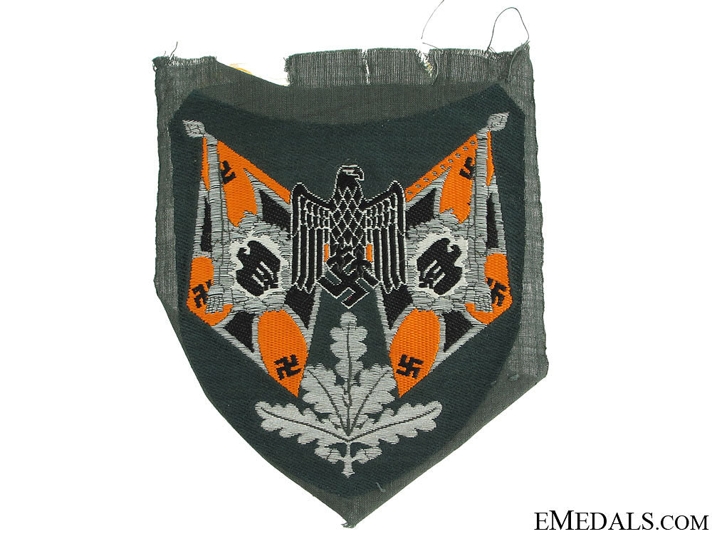 sleeve_insignia_for_flag_bearer–_cavalry_sleeve_insignia__513dfa212ad02