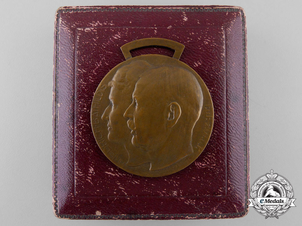 a_waldeck_friedrich-_bathildis_medal1915_with_case_t_017