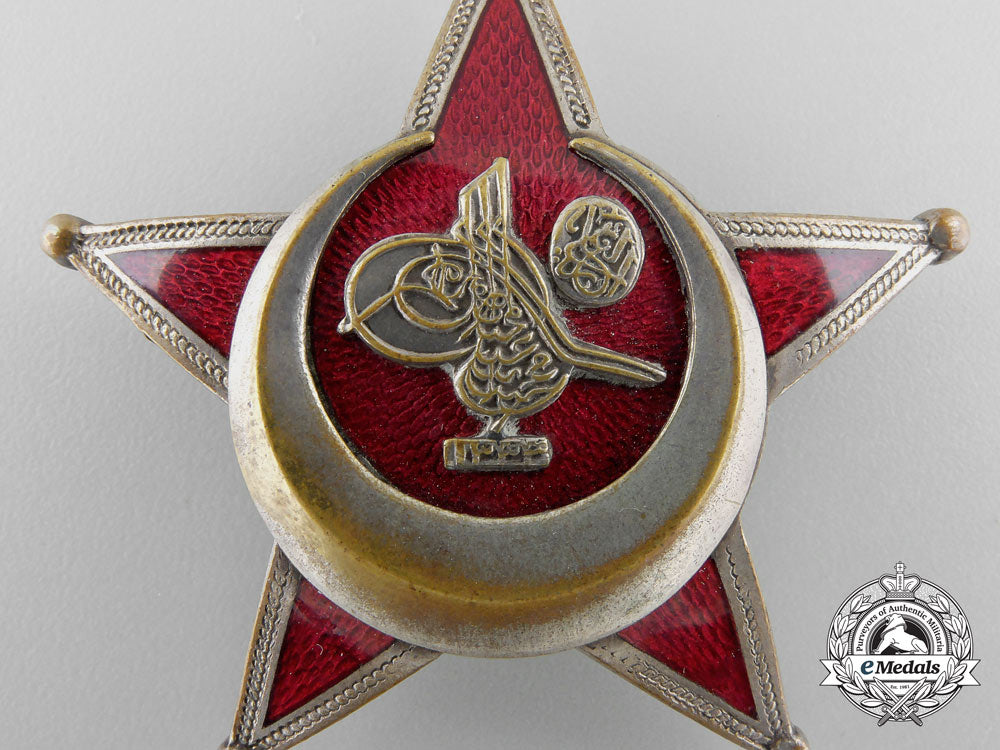 a1915_campaign_star(_iron_crescent)_by_b.b.&_co_t_065_1
