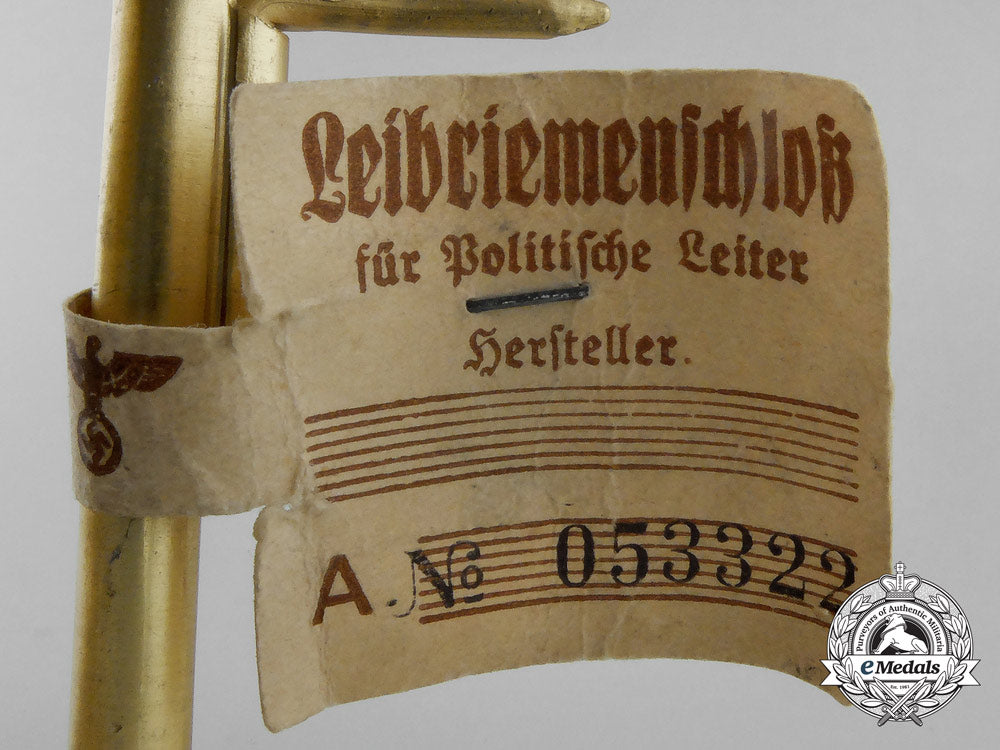 a1939_pattern_political_leader's_belt_buckle_by_wilhelm_deumer_with_control_tag_t_729