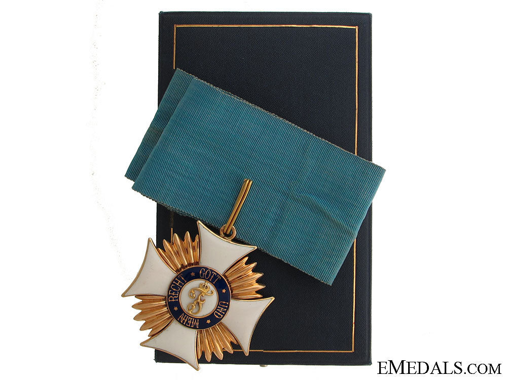 the_friedrich_order_in_gold_the_friedrich_or_519b8176938ba