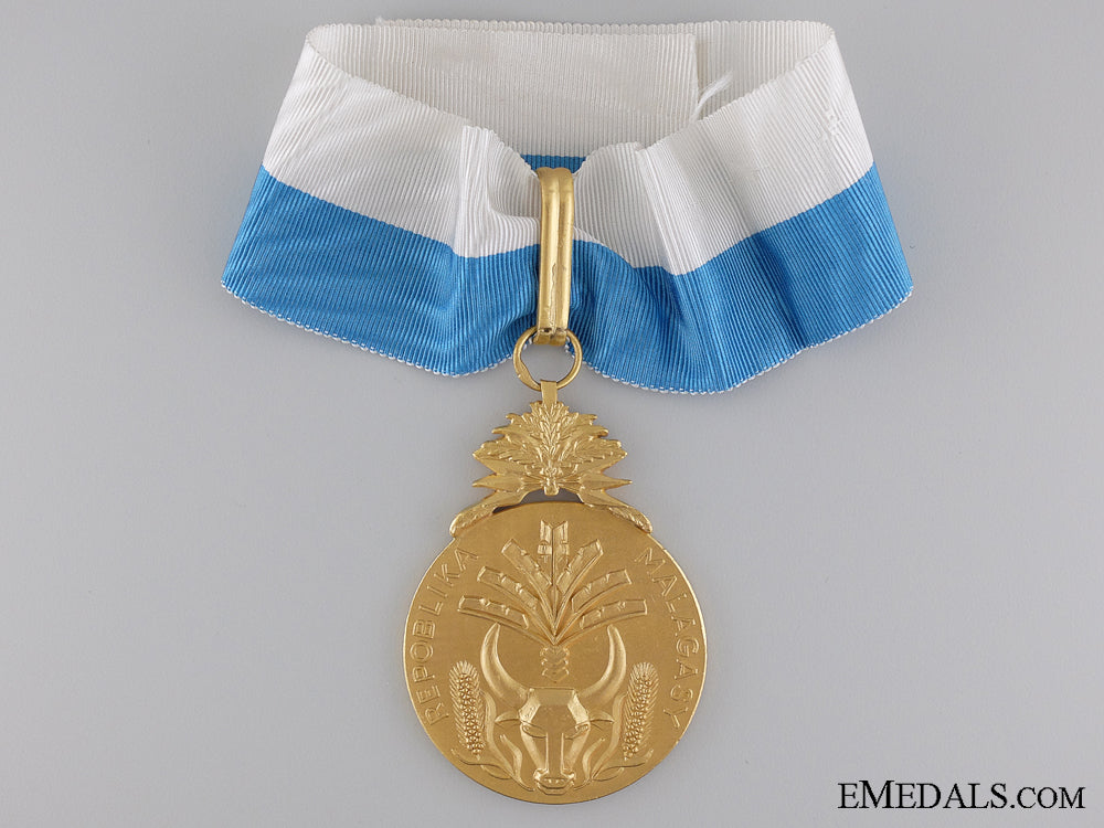 the_merit_order_of_madagascar;_commander's_neck_badge_the_merit_order__541c3deb6b793