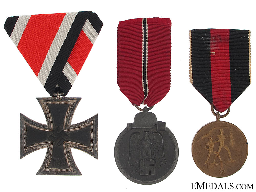 three_awards_three_awards_50d342bddf917