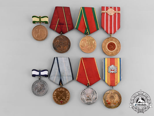 romania,_republic._a_lot_of_eight_medals&_awards_tray4_lo_057