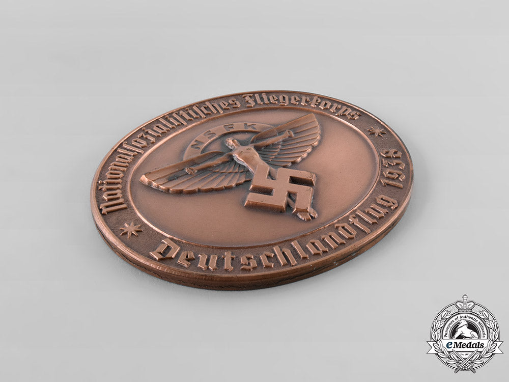 germany,_nsfk._a1938_national_socialist_flying_corps(_nsfk)_flight_award_table_medal,_with_case_tray513_lo_048