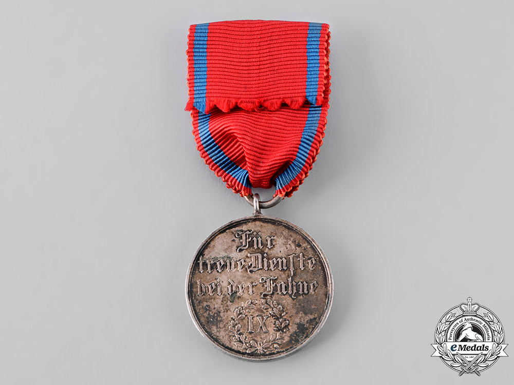 wurttemberg,_kingdom._a9-_year_long_service_medal,_c.1915_tray515_lo_010
