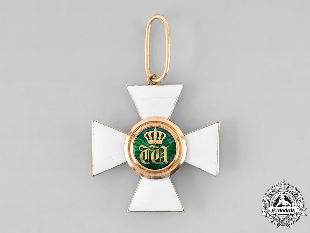 luxembourg,_grand_duchy._an_order_of_the_oak_crown_in_gold,_iii_class_commander,_c.1900_tray725_3_lo_013