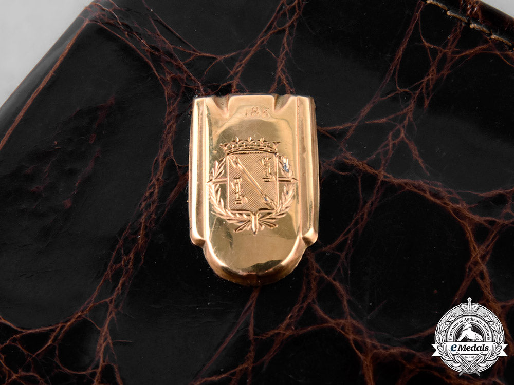 spain,_fascist_state._a_wallet_attributed_to_general_francisco_franco_tst_492_lo_004_1