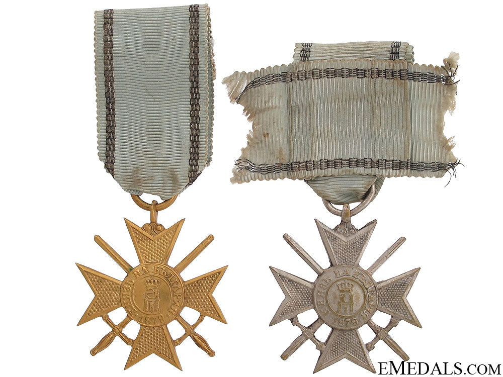 two_soldier’s_crosses_for_bravery_two_soldier___s__51c46cb01e3c8