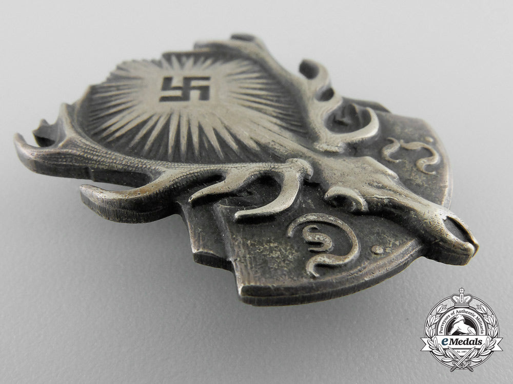 a_d.j._german_national_hunting_association_membership_badge_u_227