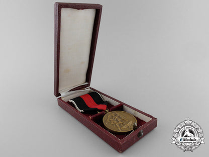 a_german_oktober1938_commemorative_medal_in_case_of_issue_u_256