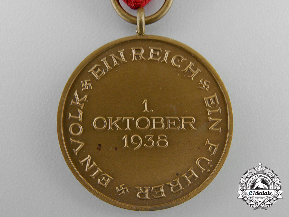 a_german_oktober1938_commemorative_medal_in_case_of_issue_u_259