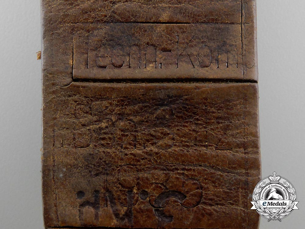 a1935_pattern_prototype_luftwaffe_em/_nco's_belt_buckle;_published_example_u_376