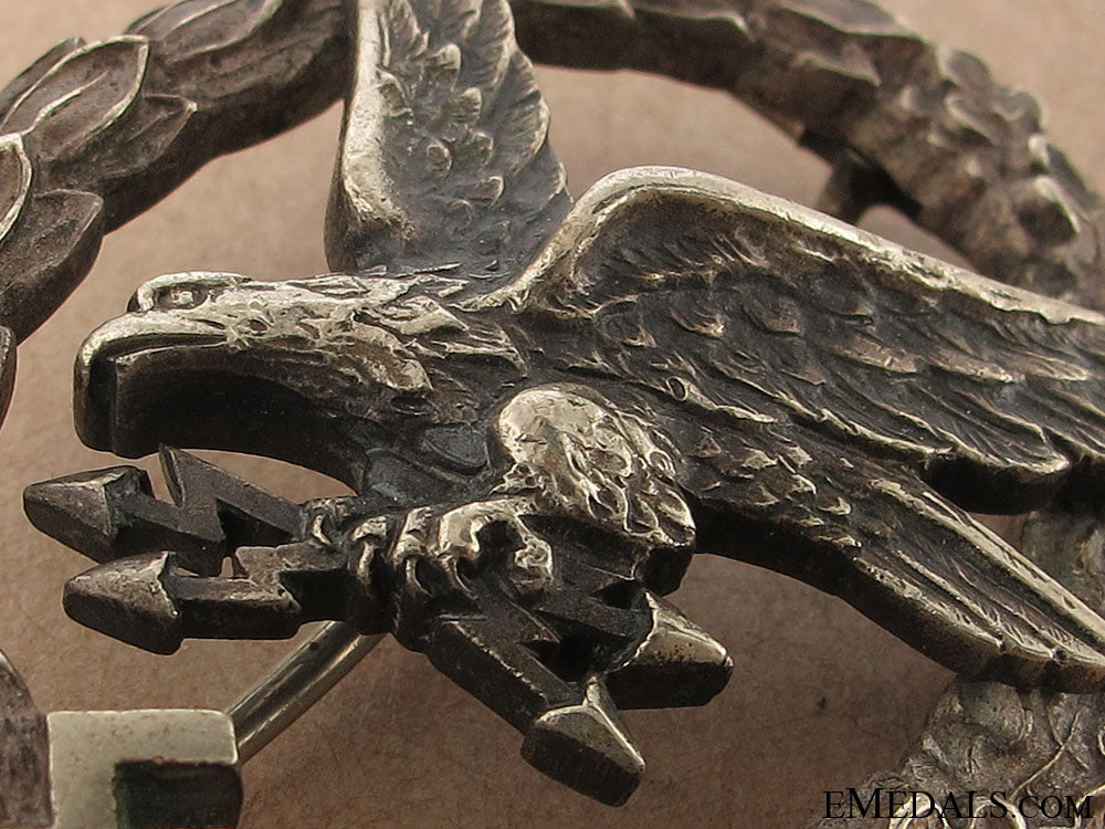radio_operator&_air_gunner_badge-_w._deumer_untitled-1.jpg50c756bead766