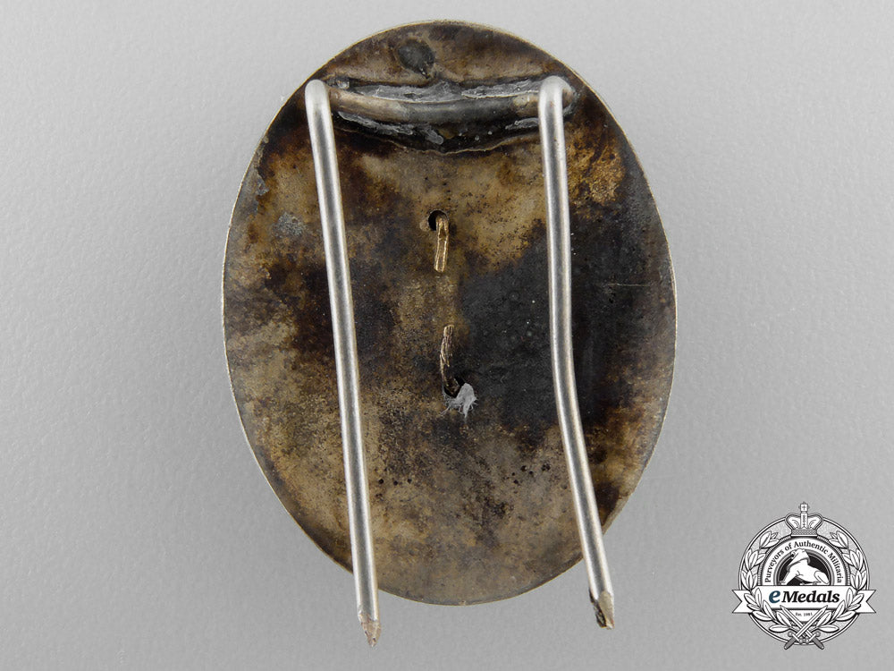 a_serbian_railway_officer's_cap_badge_v_100