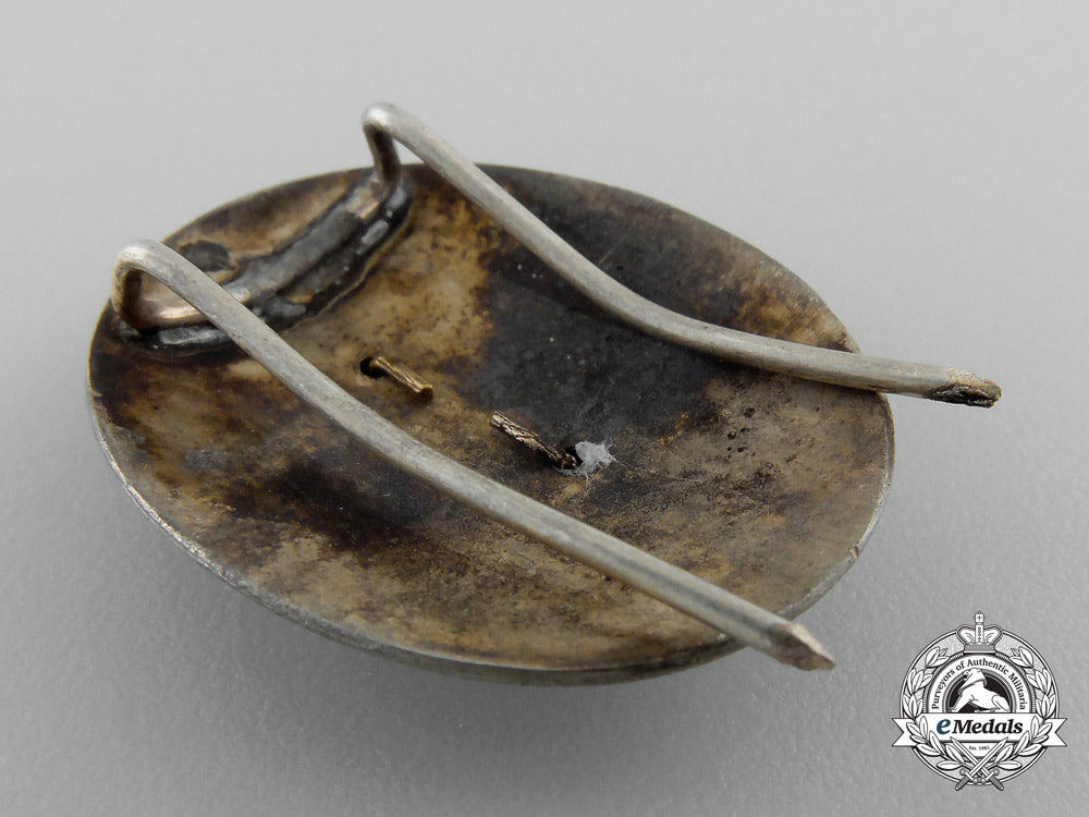 a_serbian_railway_officer's_cap_badge_v_102