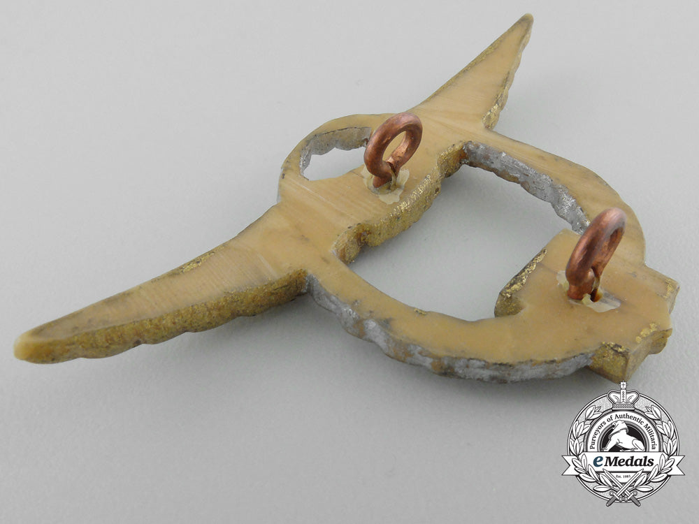 czechoslovakia._a_first_war_imperial_cavalry_badge_w_101_1