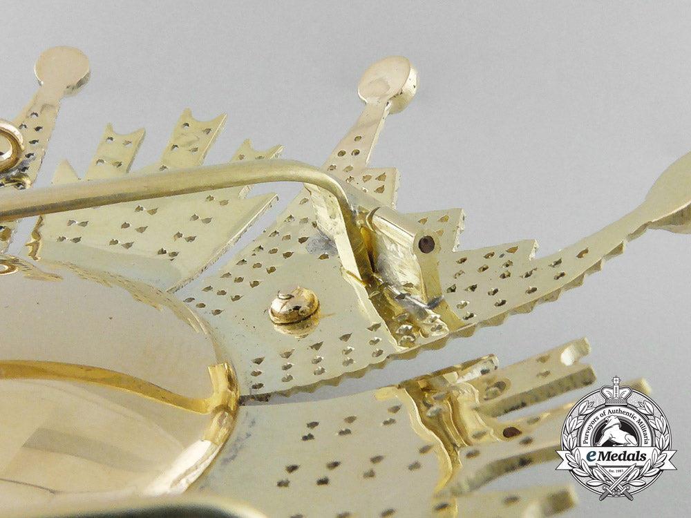 a_superb_order_of_isabella_the_catholic_in_gold;_grand_cross_w_616