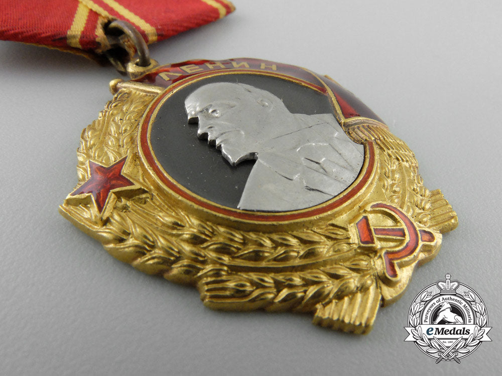 a_second_war_period_soviet_order_of_lenin_in_gold&_platinum_x_310