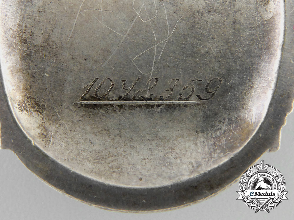 three_soviet_russian_medals&_awards_x_679