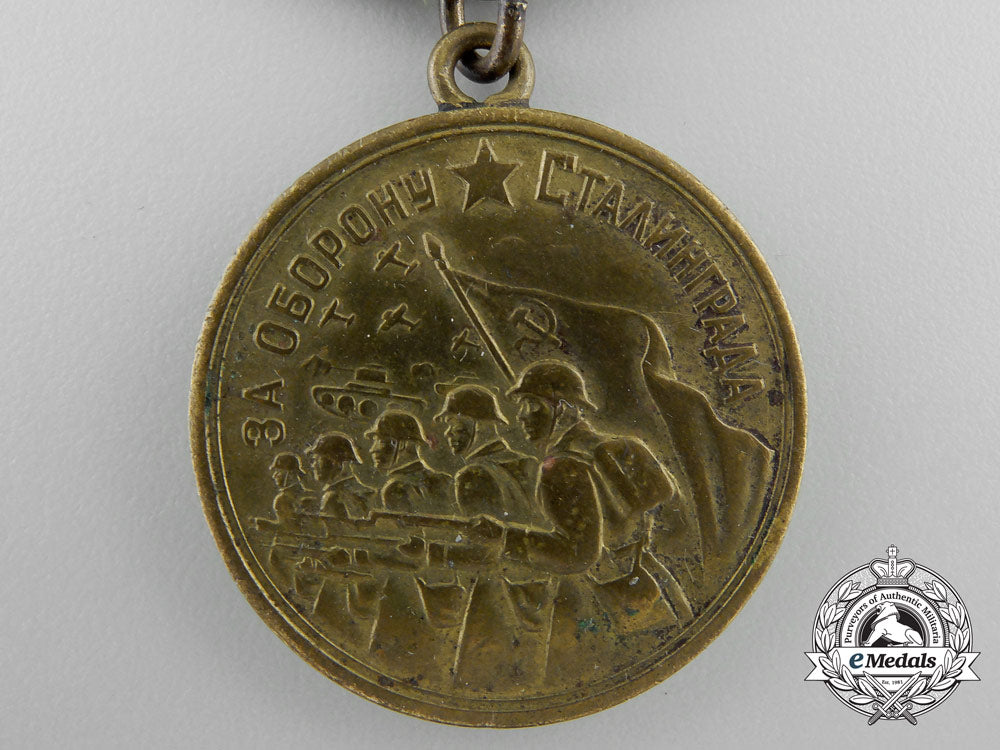 a_soviet_russian_medal_for_the_defence_of_stalingrad_x_690_1_1