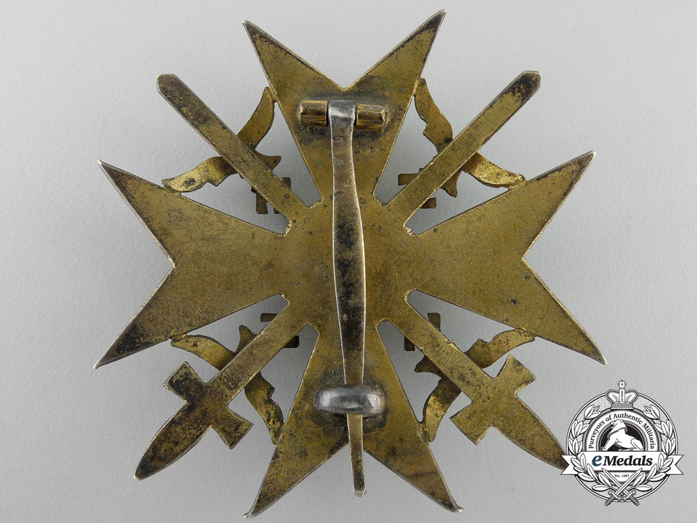 a_spanish_cross_with_swords,_gold_grade;_marked900_x_795