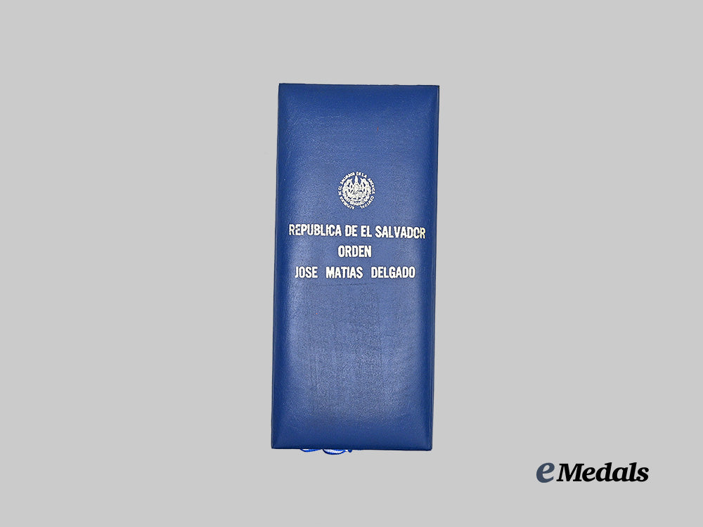el_salvador,_republic._a_national_order_of_josé_matías_delgado,_grand_cross_set_in_case_e_medals__w8668_2