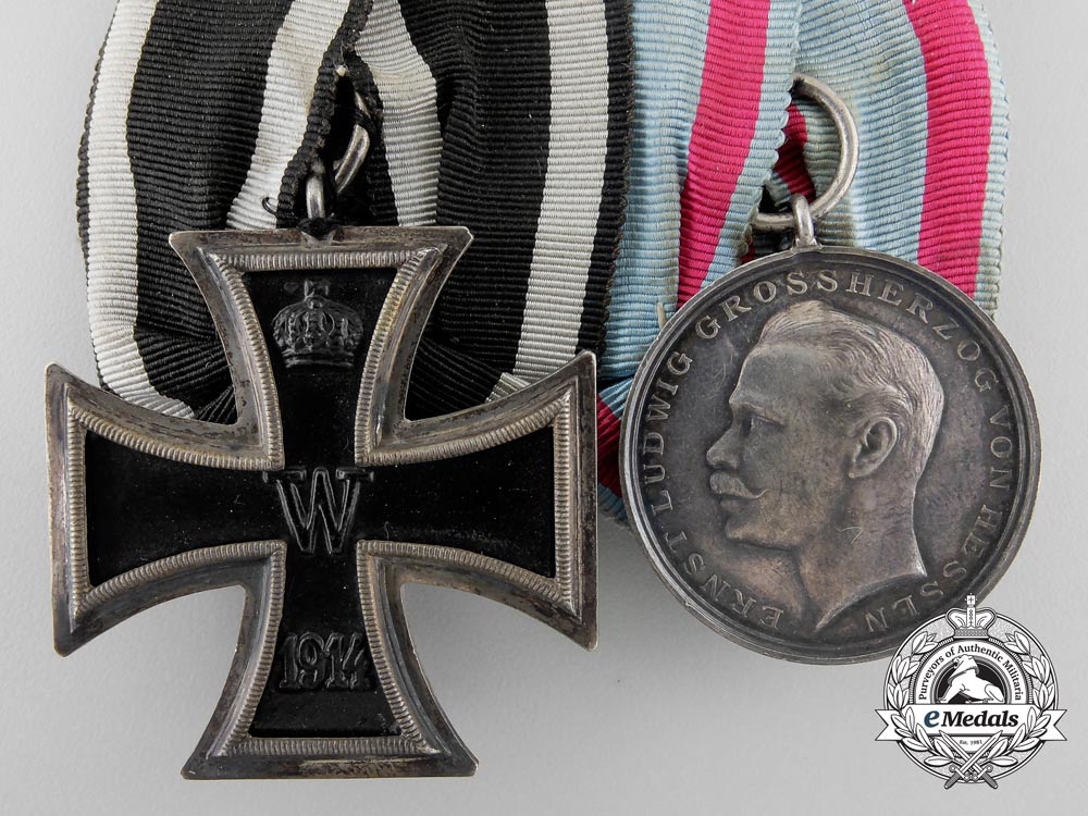 a_first_war_hessen_honour_decoration_pair_z_052