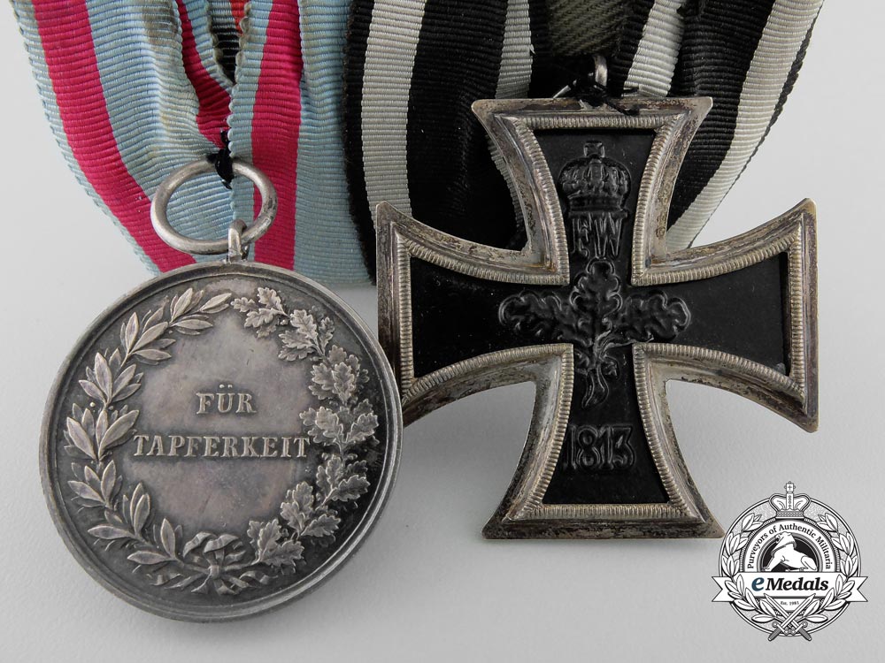 a_first_war_hessen_honour_decoration_pair_z_053