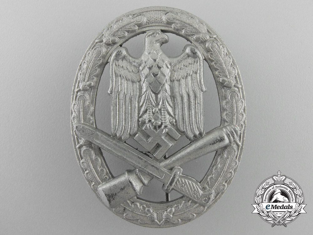 a_mint_general_assault_badge;_unmarked_z_083