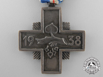 an1938_czech_loyal_service_cross_of_the_national_armed_guard;_silver_version_z_294